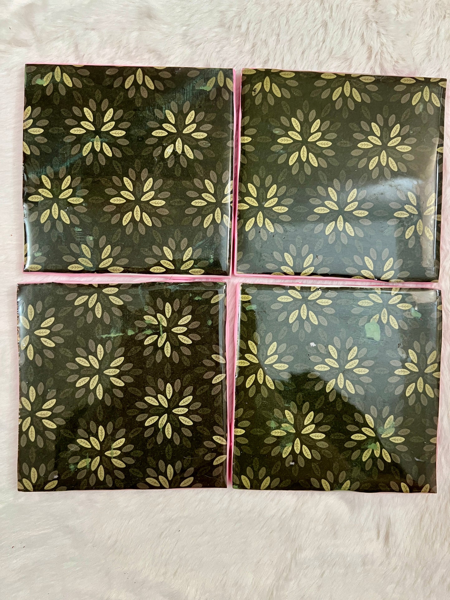 Lots 'O Leaves Coaster Set