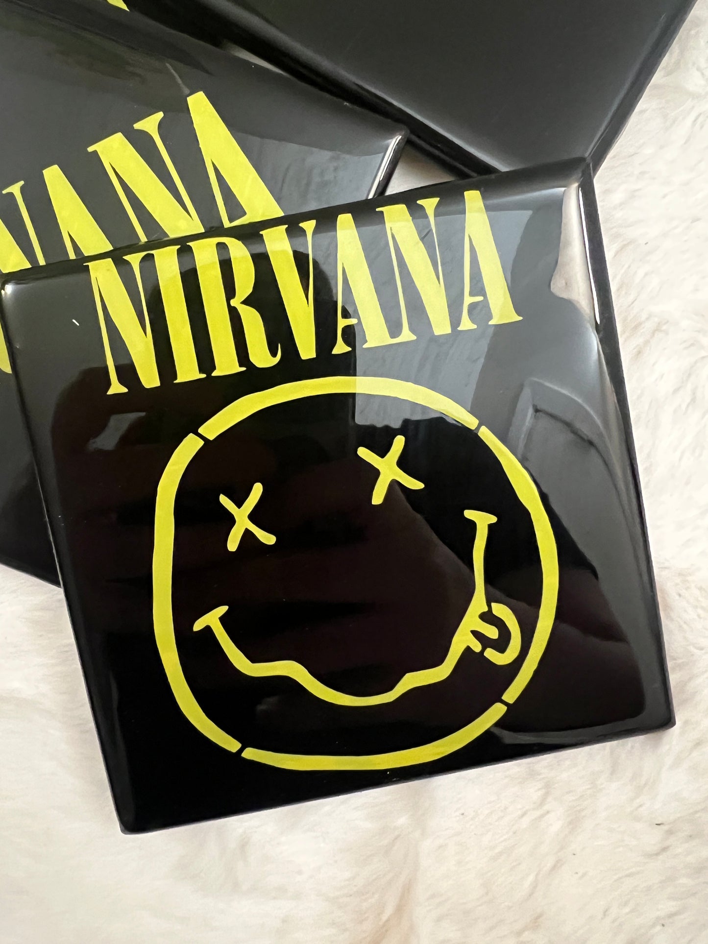 Nirvana Coaster Set