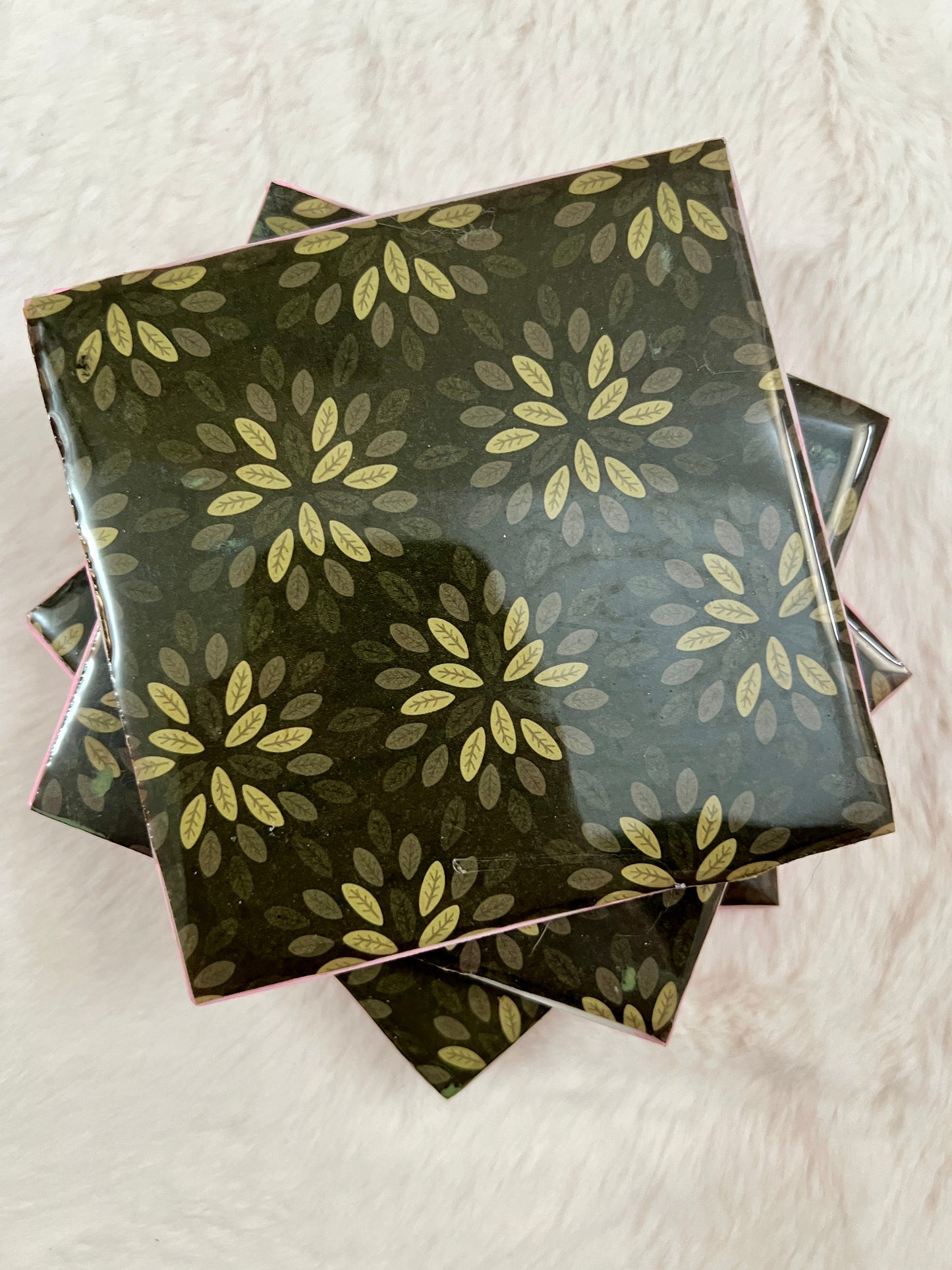 Lots 'O Leaves Coaster Set